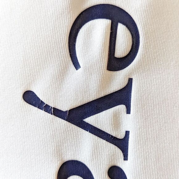 Vineyard Vines Whale Long-Sleeve Performance Sport Tee Men's sz S - Picture 6 of 9